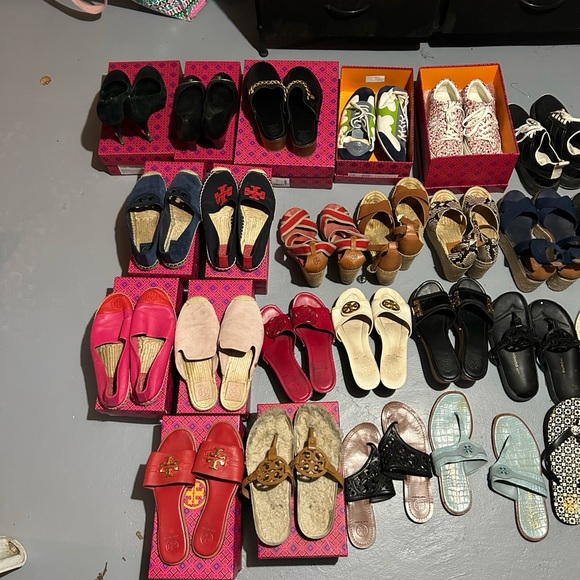 Tory Burch shoes coming soon!! Lots to choose from! - Picture 5 of 6